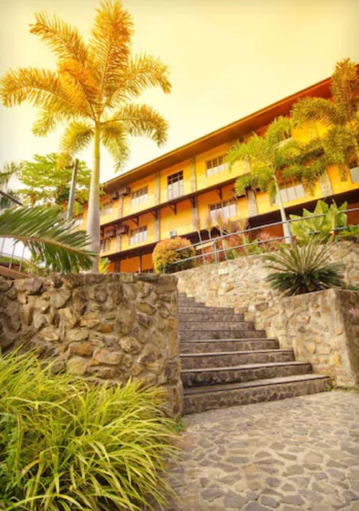 Flushing Meadows Resorts & Playground Panglao Exterior photo