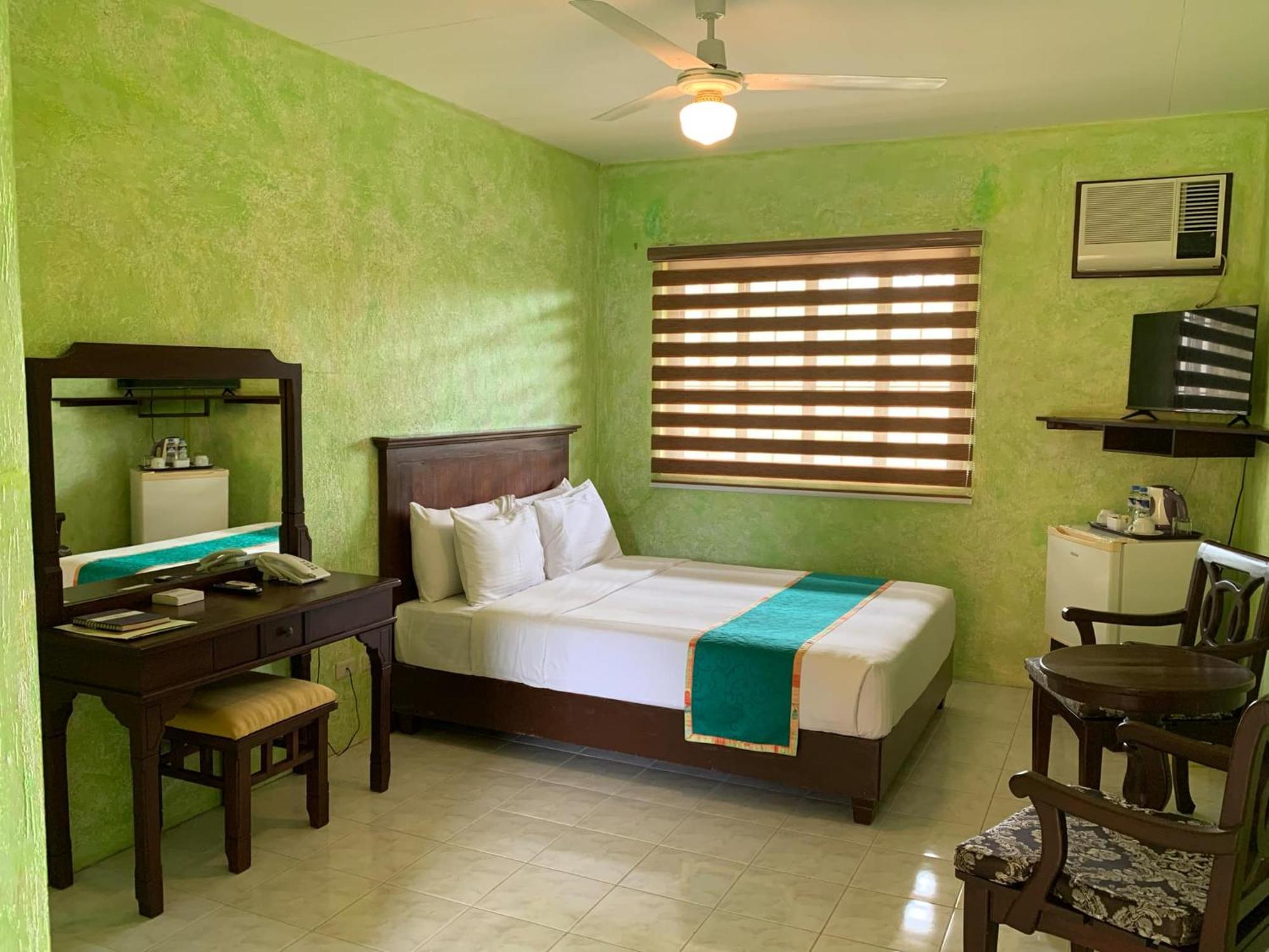 Flushing Meadows Resorts & Playground Panglao Exterior photo