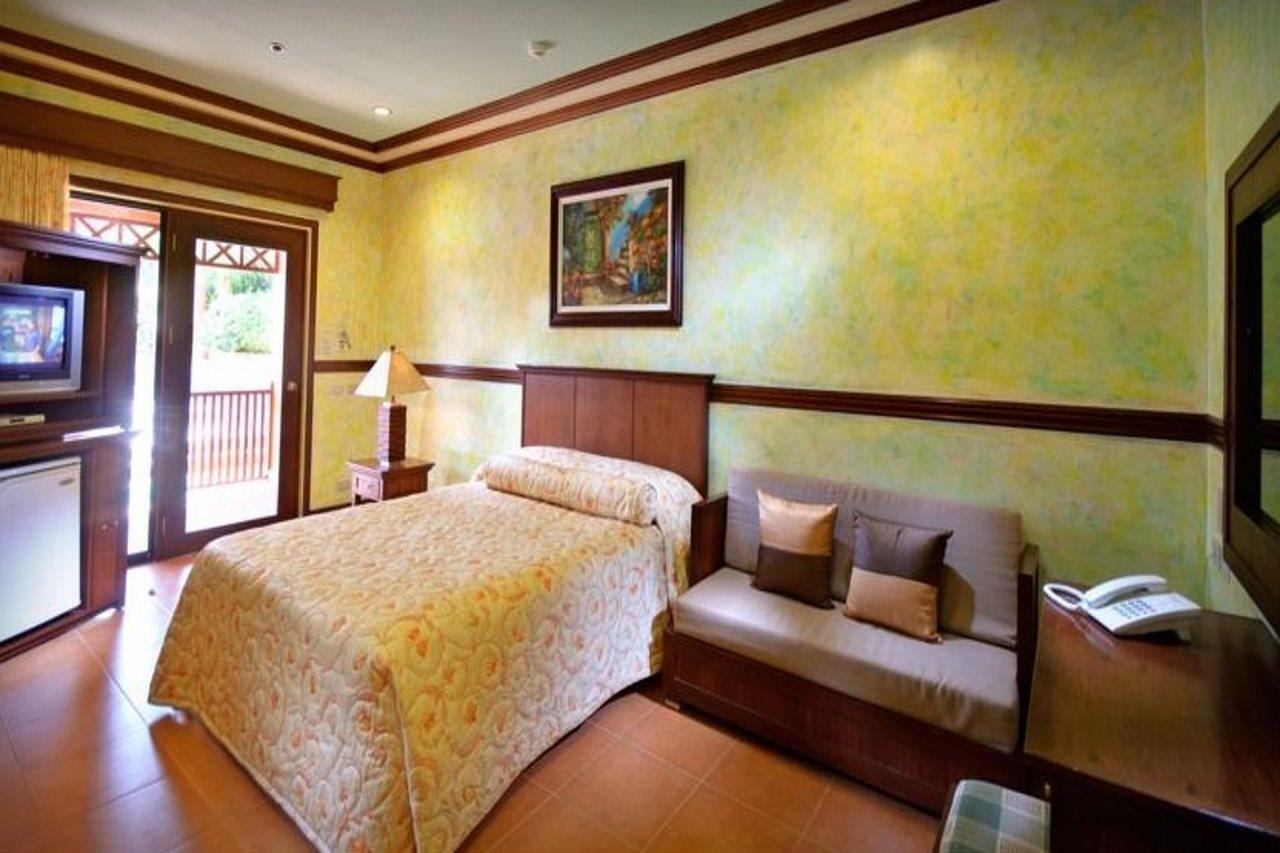 Flushing Meadows Resorts & Playground Panglao Exterior photo