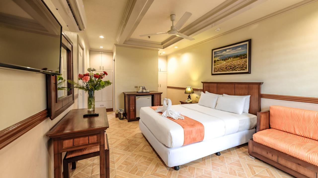 Flushing Meadows Resorts & Playground Panglao Exterior photo